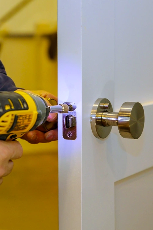 Locksmith Services service in Dubai by Delight IFM